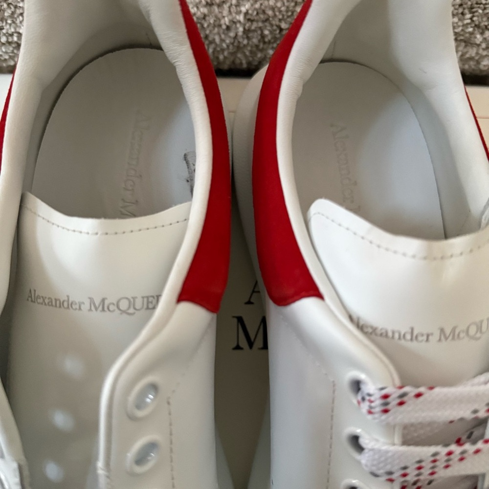 Alexander McQueen Oversized Sneakers – White/Red – Men’s US 11 (EU 44) - Picture 7 of 8